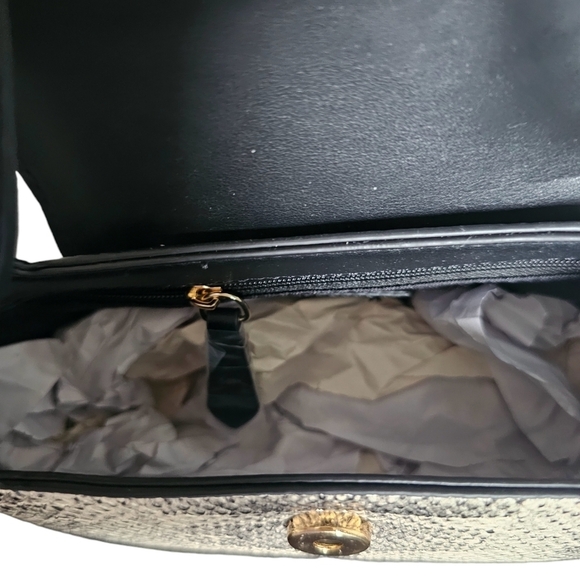 Nine West snake skin pattern mini bag magnetic closure gold tone hardware New - Picture 5 of 5